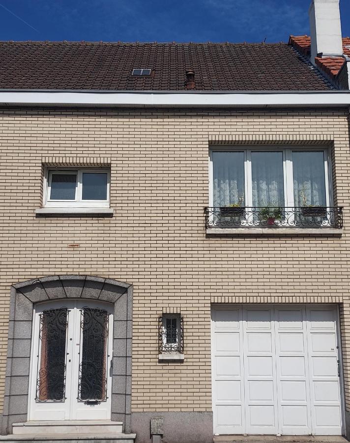 L'Horloge Cassee Dunkirk Esterno foto